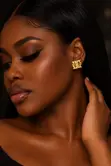 Sculpted Frame Stud Earrings - 3