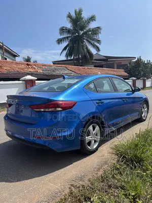 2017 Hyundai Elantra SE Sedan FWD