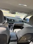 2017 Hyundai Elantra SE Sedan FWD - 4