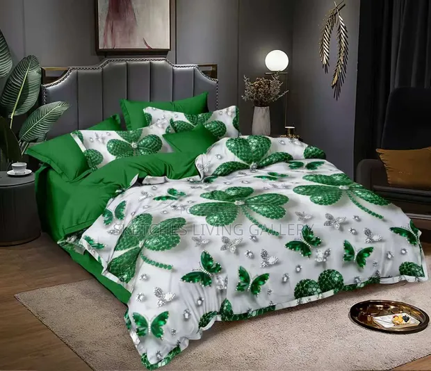 Beautiful King Size Duvet Set - 1