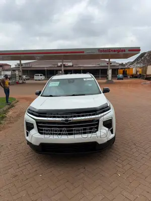 2025 Chevrolet Traverse AWD 4dr High Country w/2LZ White