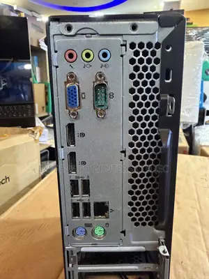 Lenovo ThinkCentre M720 Desktop Computer - Intel Core i5, 8GB RAM, 1TB HDD
