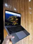 Apple MacBook Pro 2019 8GB Intel Core i7 SSD 256GB - 3