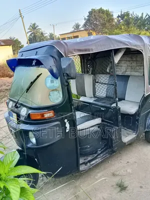 Revoo A10 Three-Wheeler 2024 Black