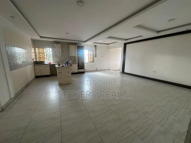 3-Bedroom Apartment for Rent in Osu, Danquah Circle - 1