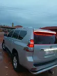 Toyota Land Cruiser Prado 2017 Silver - 3