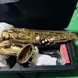 Professional E-Flat Alto Saxophone Set with Cordless Microphone - 5