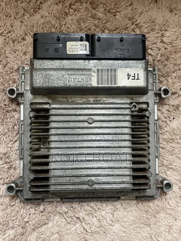 Hyundai Elantra Control Board (2015-2016) - 1