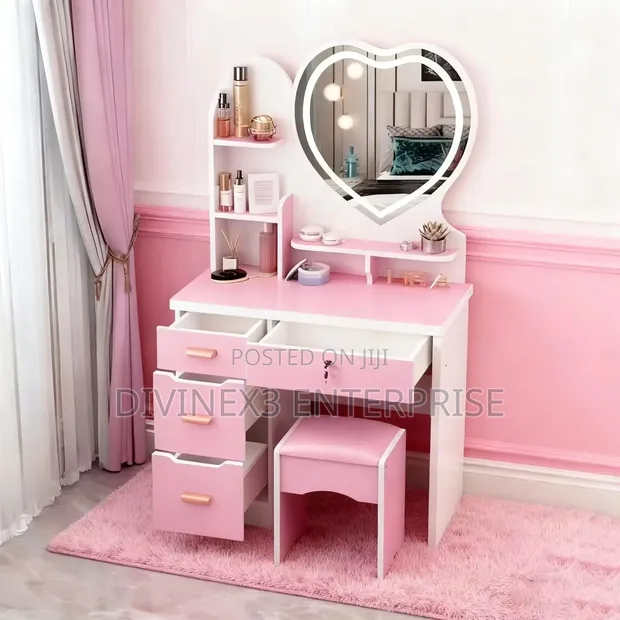 Heart-Shaped LED Vanity Desk Set with Stool - 1