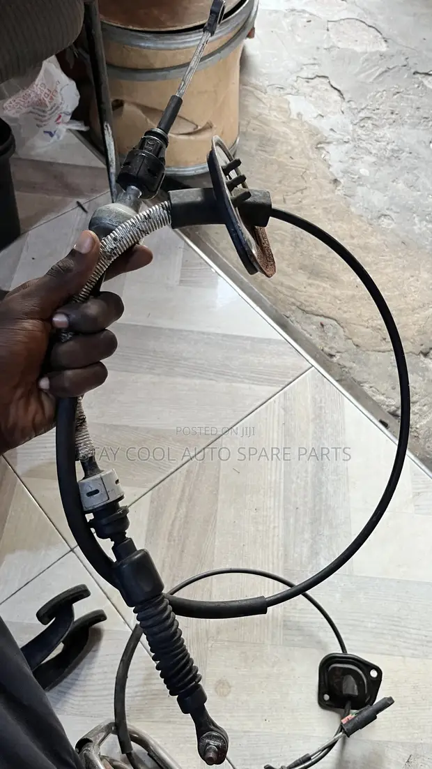 Hyundai Sonata Automatic Gear Selector Cable (2012) - 1