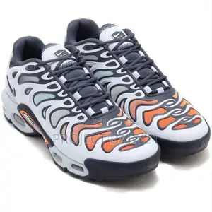 Nike Air Max Plus Sneakers