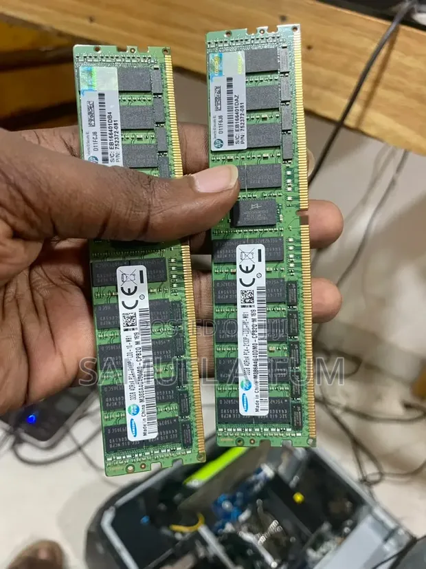 Desktop RAM 32GB DDR4 - 1