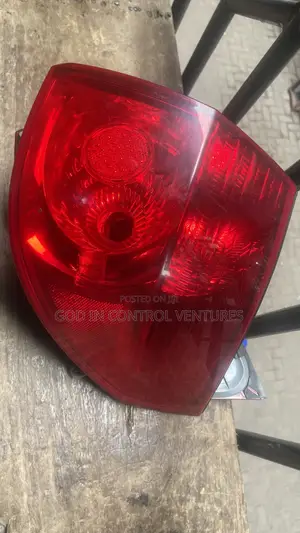 Toyota Sienna 2008 Tail Light