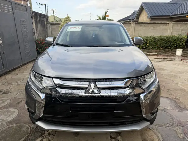 Mitsubishi Outlander SE FWD 2016 Gray - 1