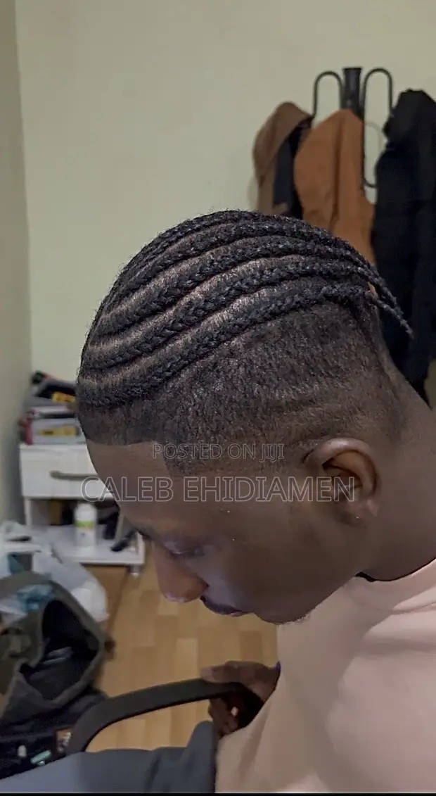 Professional Mobile Barber Service in Accra - 1
