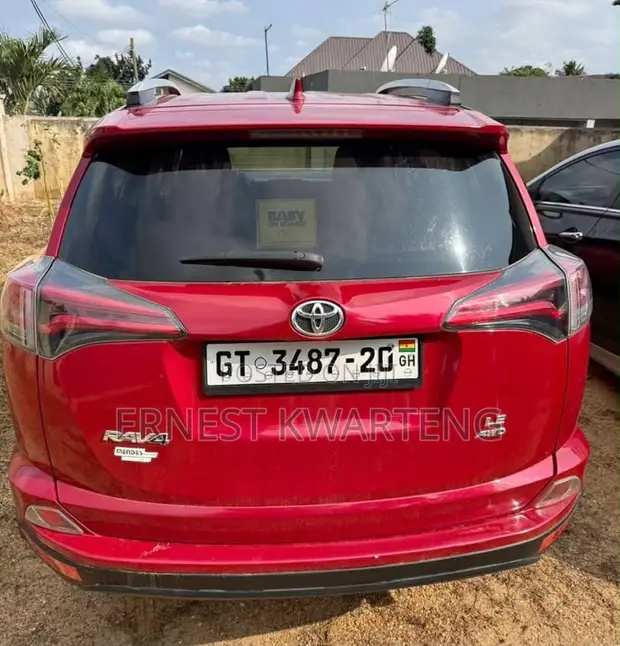 Toyota RAV4 2016 Red - 1