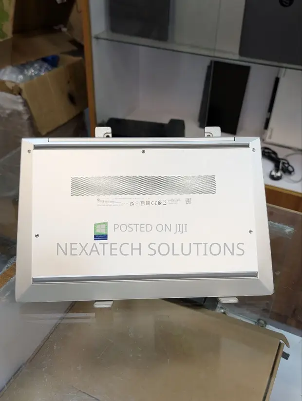 HP EliteBook 830 G8 Laptop - 1