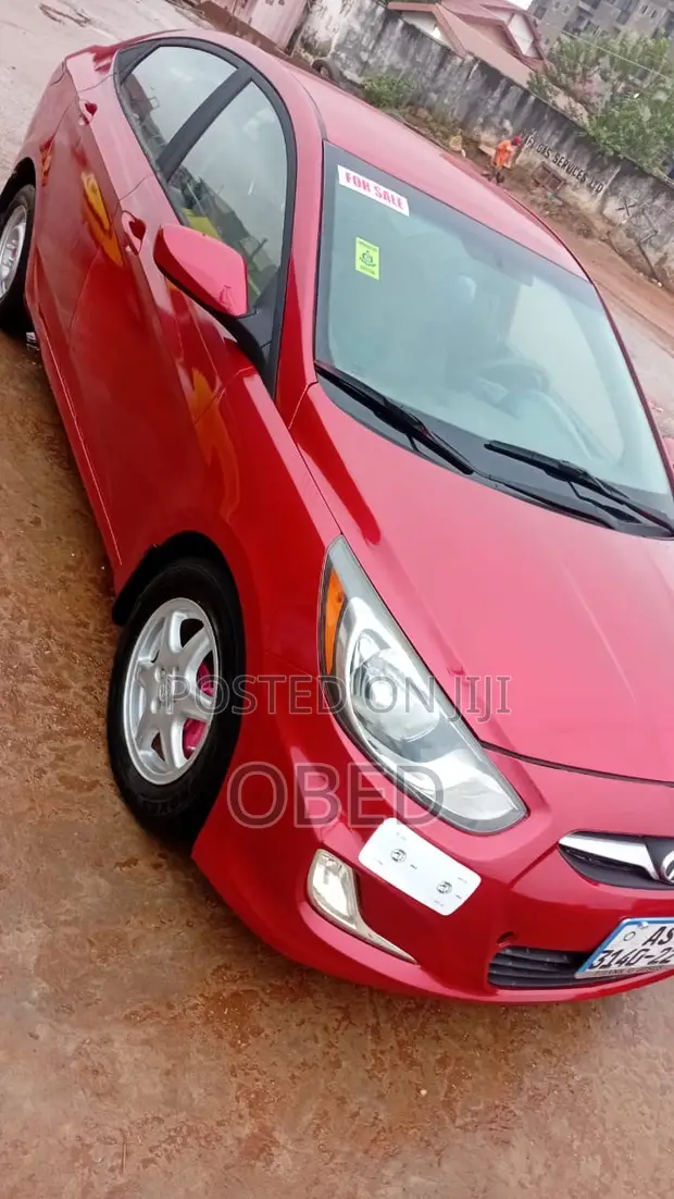Hyundai Elantra 2013 Red - 1