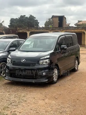 Toyota Voxy ZS G's 2WD 8-Seater 2013 Black