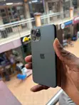 Apple iPhone 11 Pro 256 GB - 2