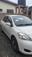 Toyota Belta 2010 White - 2