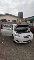 Toyota Belta 2010 White - 3