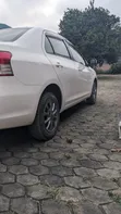 Toyota Belta 2010 White - 4