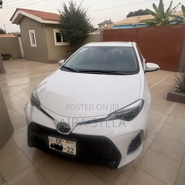 2018 Toyota Corolla SE - 1