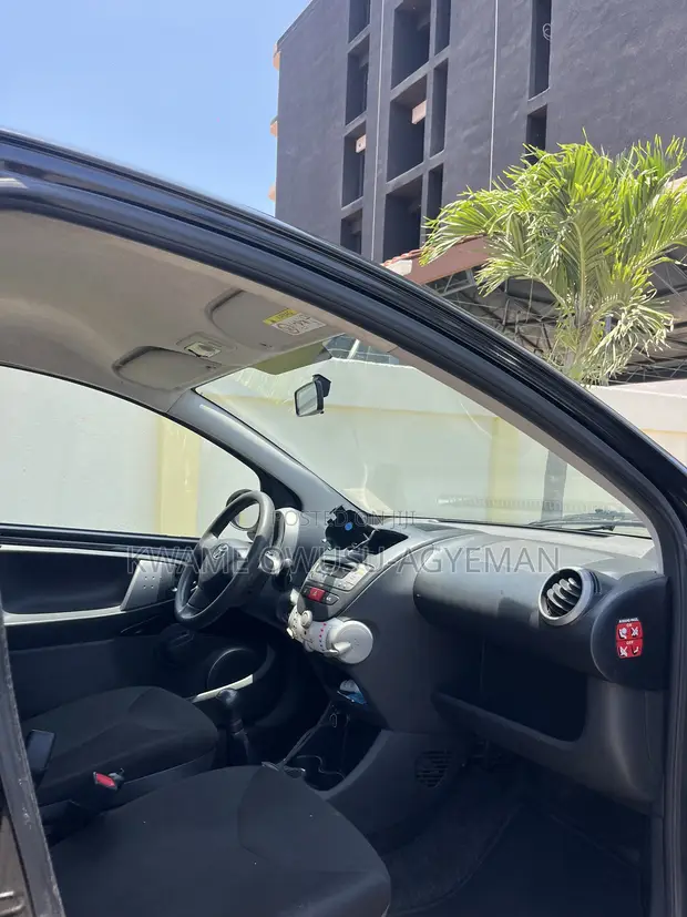 Toyota Aygo 2013 Black - 1