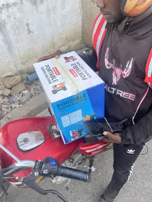 Portable Sack Sewing Machine + 2 Free Threads