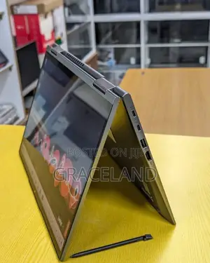Lenovo ThinkPad X1 Yoga Gen 8 Laptop