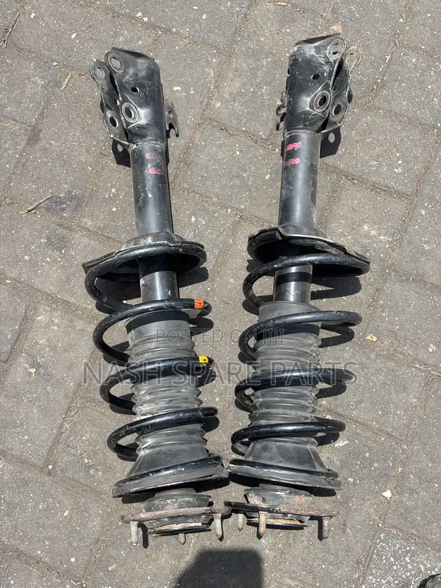 Toyota Echo Front Shock Absorbers (Used) - 1
