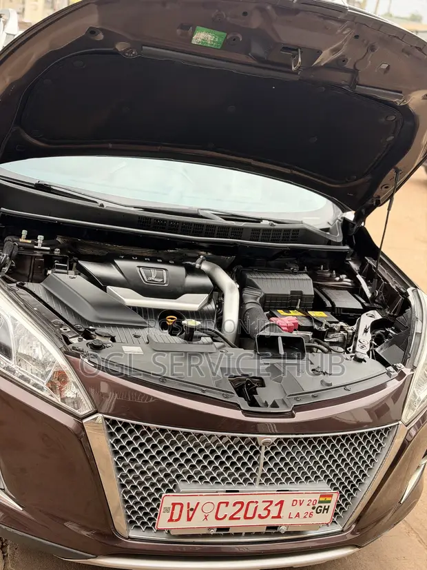 Luxgen U6 2.0 Petrol FWD 2017 Burgundy - 1