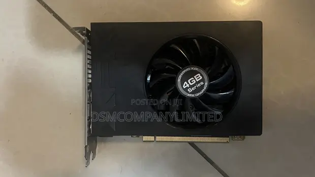 XFX AMD Radeon R7 240 4GB - 1