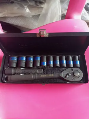 12-Piece 1/2 Drive Socket Set