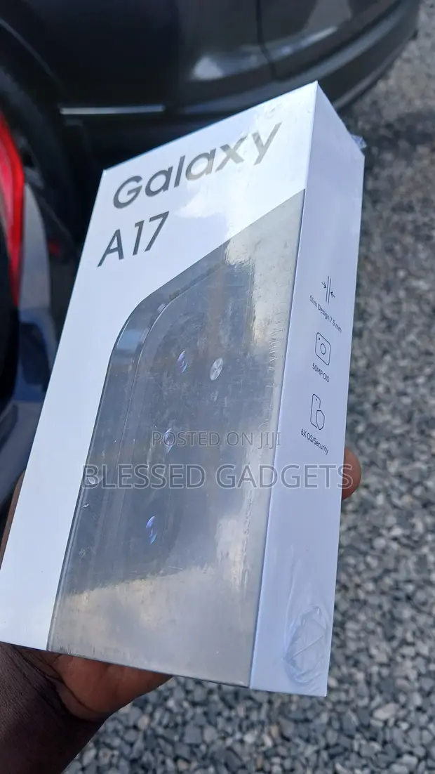 New Samsung Galaxy A17 256GB Silver - 1