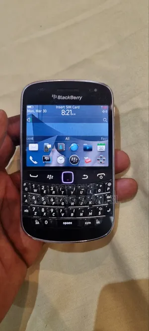BlackBerry Bold Touch 9900 8GB Black