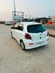 Toyota Vitz 2009 White - 2