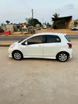 Toyota Vitz 2009 White - 3