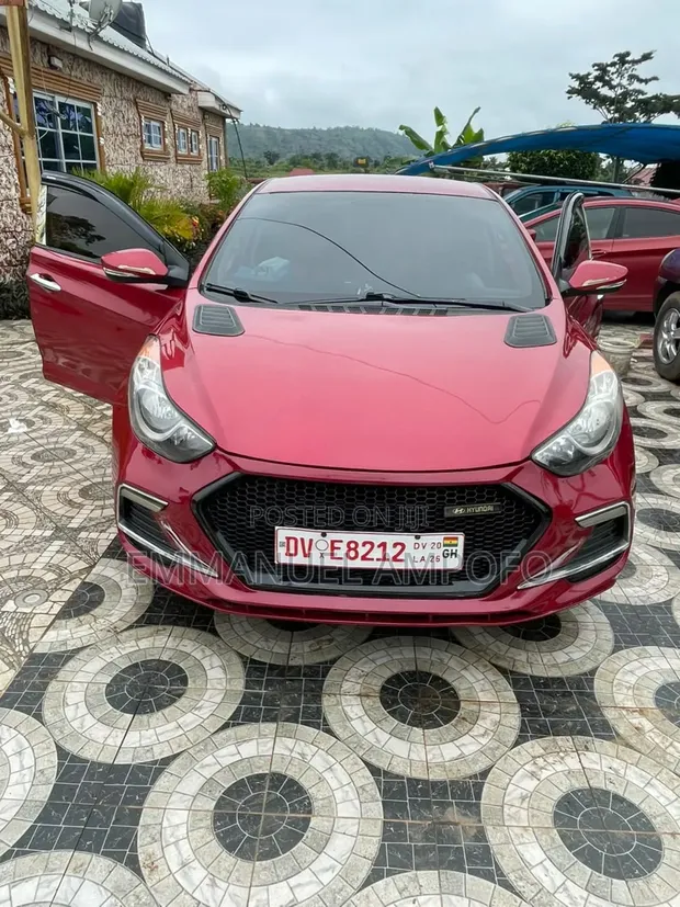 Hyundai Elantra 2014 Red - 1