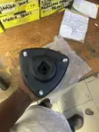 Toyota Camry Top Mount - 4