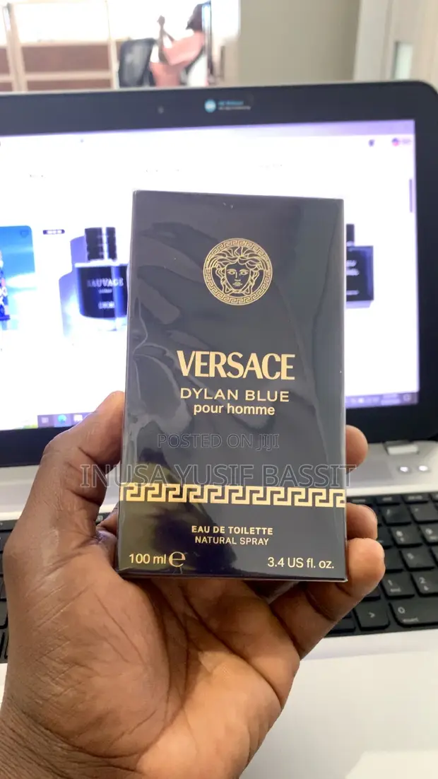 Versace Dylan Blue Eau de Toilette 100ml - 1