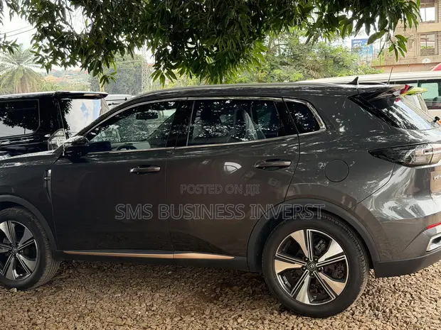 Changan CS55 Plus 1.5 Petrol FWD 2022 Gray - 1