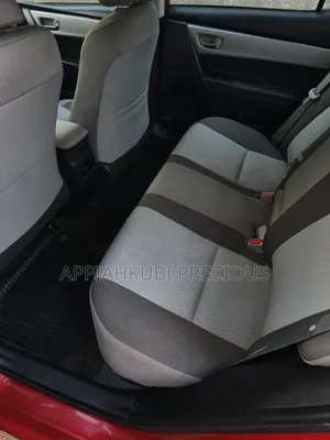 Toyota Corolla LE Eco 2019 Red