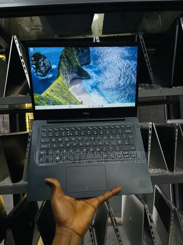 Dell Vostro 5481 Laptop - Intel Core i5, 8GB RAM, 256GB SSD - 1