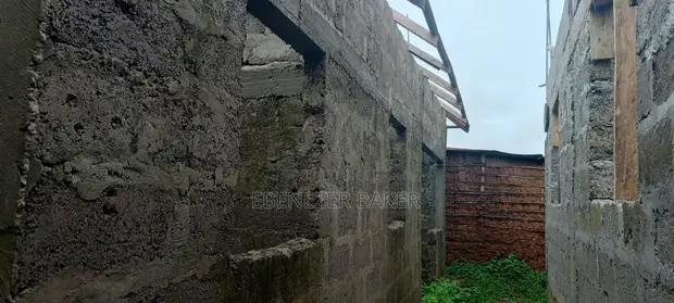 2 Bedroom Room & Parlour, Uncompleted Building for Sale in Akyim Road, Tarkwa Nsuaem - 1