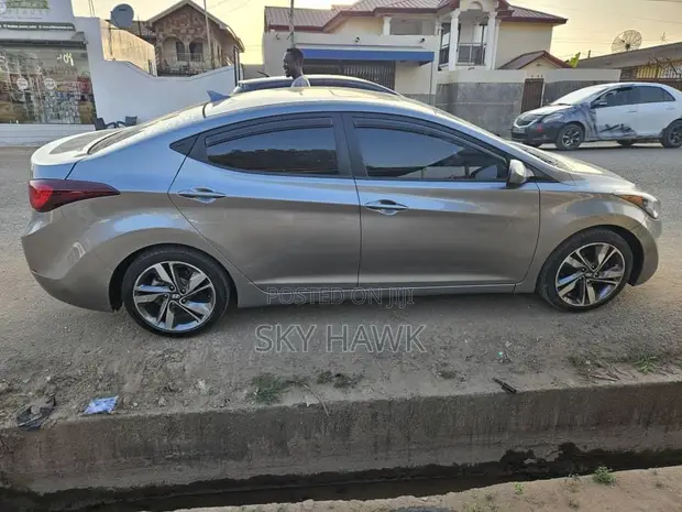 2015 Hyundai Elantra Limited Sedan - 1