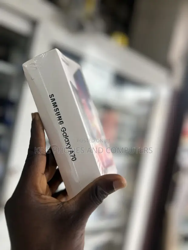 New Samsung Galaxy A70 128GB Black - 1