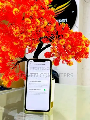 Apple iPhone 11 128GB Yellow