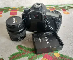 Canon EOS 5D Mark III with 35-80mm Lens